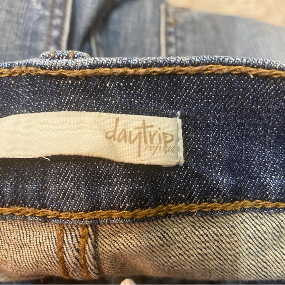 Day trip Lynx Distressed Skinny Jeans Women’s 29L - Picture 6 of 7